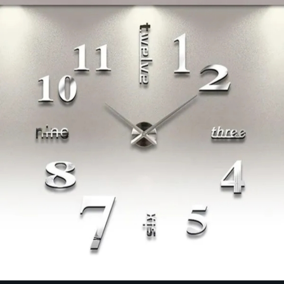 3D Wall Clock - Picture 1 of 7